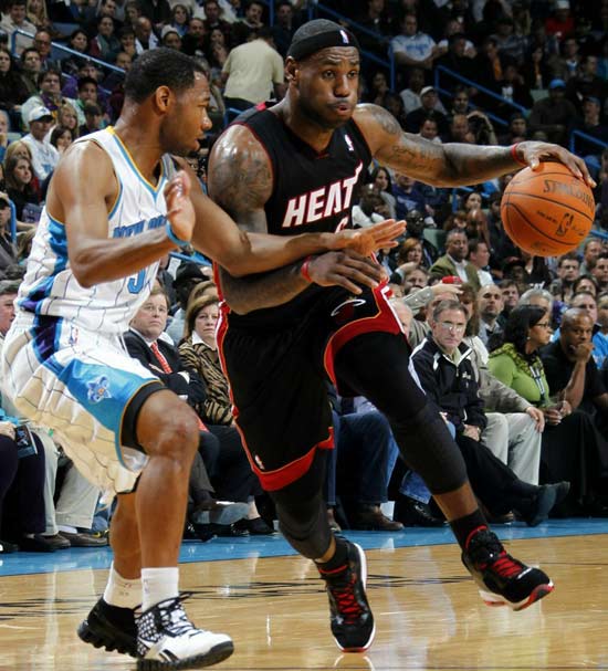 悬念撑满9 悬念撑满9