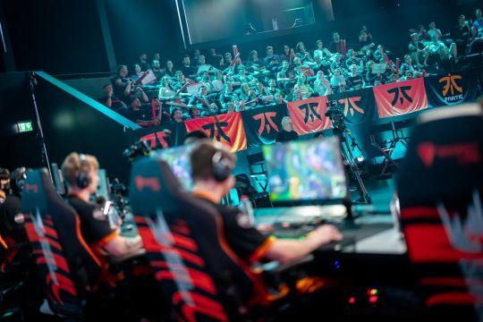 成新闻稿还 成新闻稿还