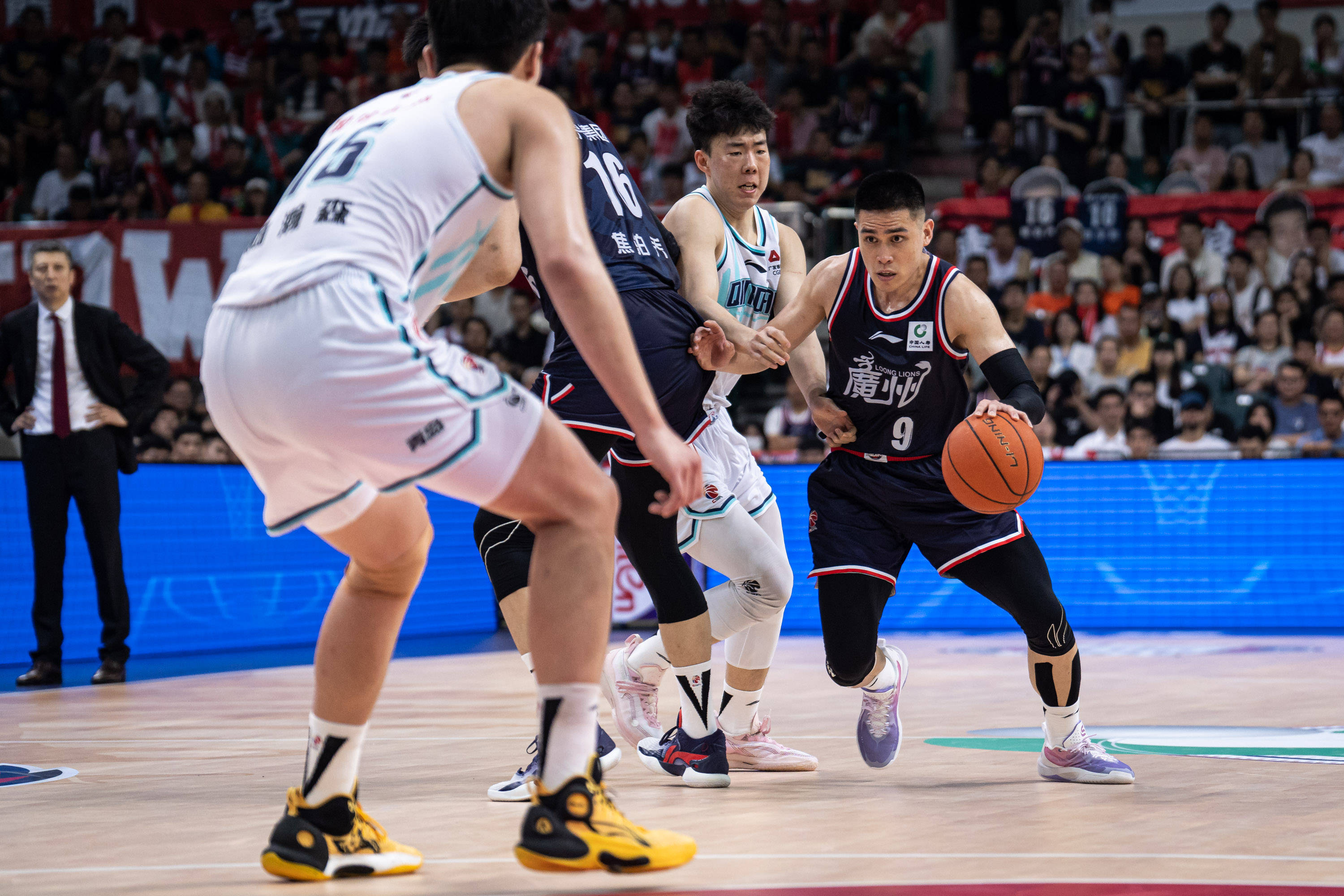 前场自由度 前场自由度